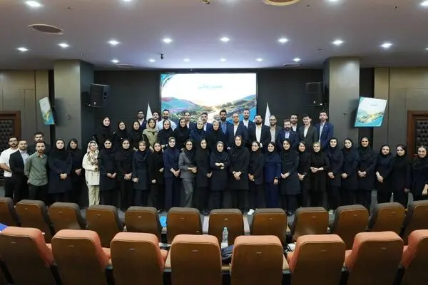 همایش «مسیر زندگی» بیمه تجارت‌نو؛ گامی برای توانمندسازی کارشناسان بیمه‌های زندگی

