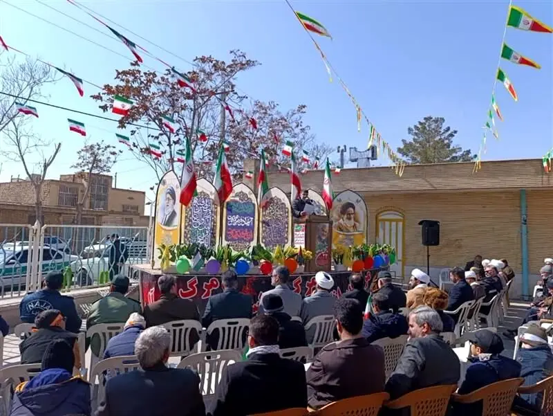 حضور تلاشگران ذوب‌آهن اصفهان در راهپیمایی پرشور زرین شهر در چهل و ششمین سالگرد پیروزی انقلاب اسلامی
